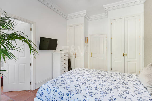 Elegant Villa with Sea Views in Marbella