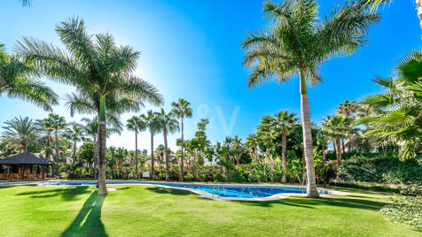 Appartement à vendre en Puerto Banus, Marbella (Toutes les zones)