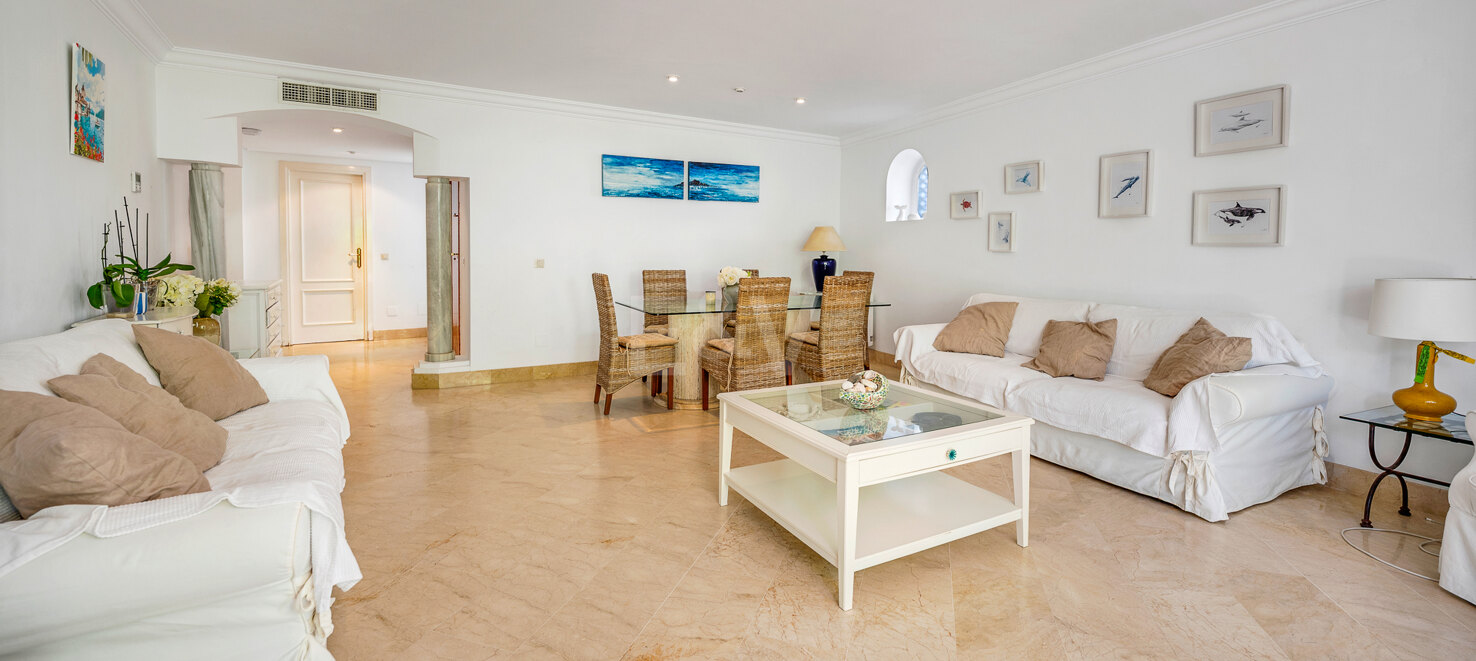 Exclusivo apartamento – Luminoso, espacioso y a sólo unos pasos del mar