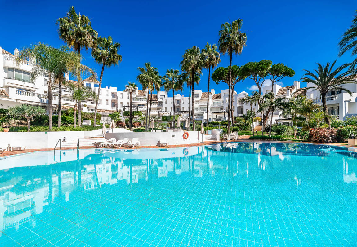 Exclusive apartment – Bright, spacious, and just steps from the sea