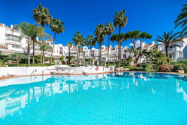 Exclusive apartment – Bright, spacious, and just steps from the sea