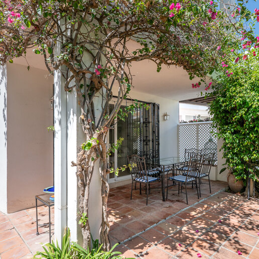 Exclusivo apartamento – Luminoso, espacioso y a sólo unos pasos del mar