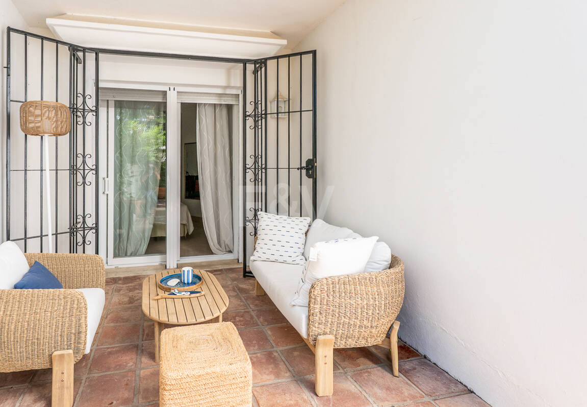 Exclusive apartment – Bright, spacious, and just steps from the sea