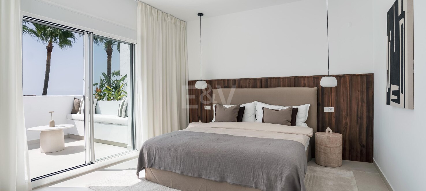 Eck-Duplex-Penthouse in geschlossener Wohnanlage mit privatem Tauchbecken & Meerblick