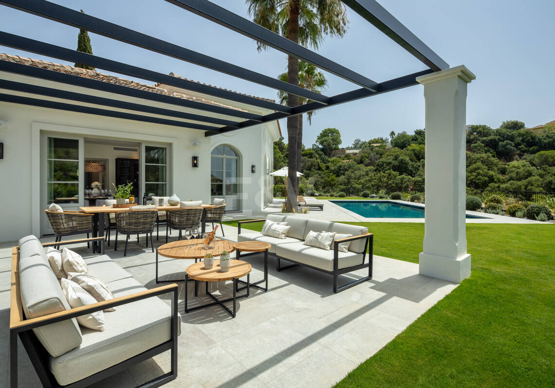 Villa Liora – Lujo Atemporal en el Corazón de La Zagaleta