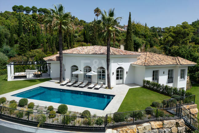 Villa Liora – Un luxe intemporel au cœur de La Zagaleta