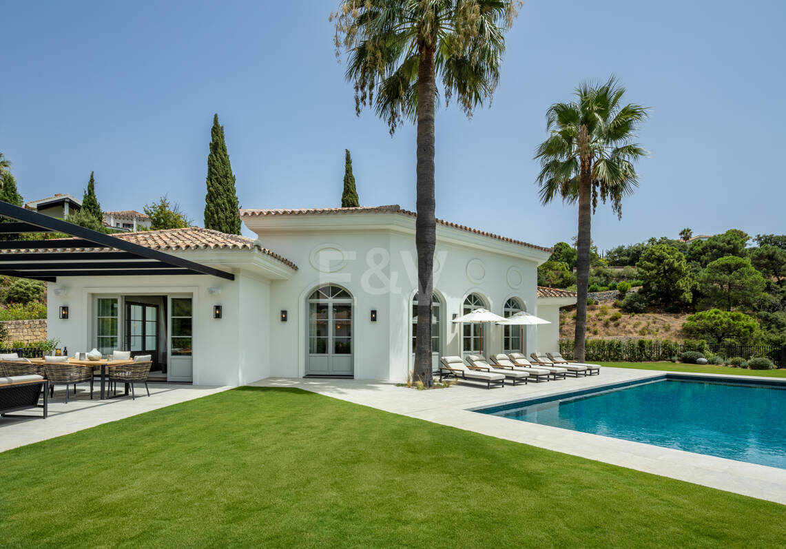 Villa Liora – Lujo Atemporal en el Corazón de La Zagaleta