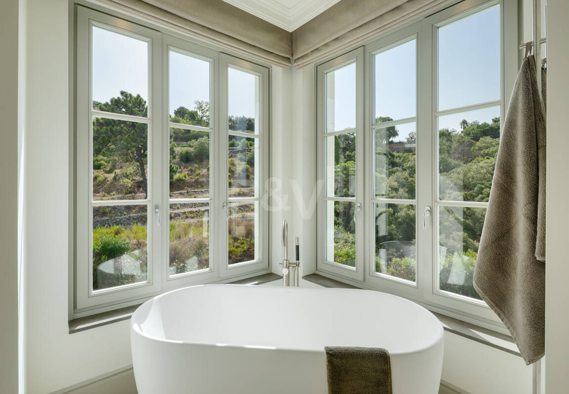 Villa Liora – Un luxe intemporel au cœur de La Zagaleta