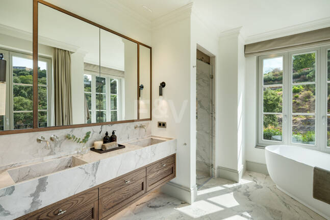 Villa Liora – Un luxe intemporel au cœur de La Zagaleta