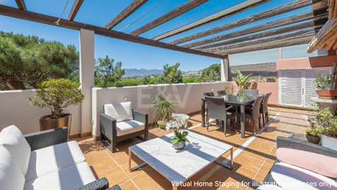 Penthouse in Prime Location with Large Terrace and Stunning Views