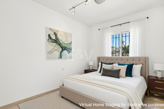 Vida junto a la playa en Costabella: vistas al mar, terraza en la azotea, piscina