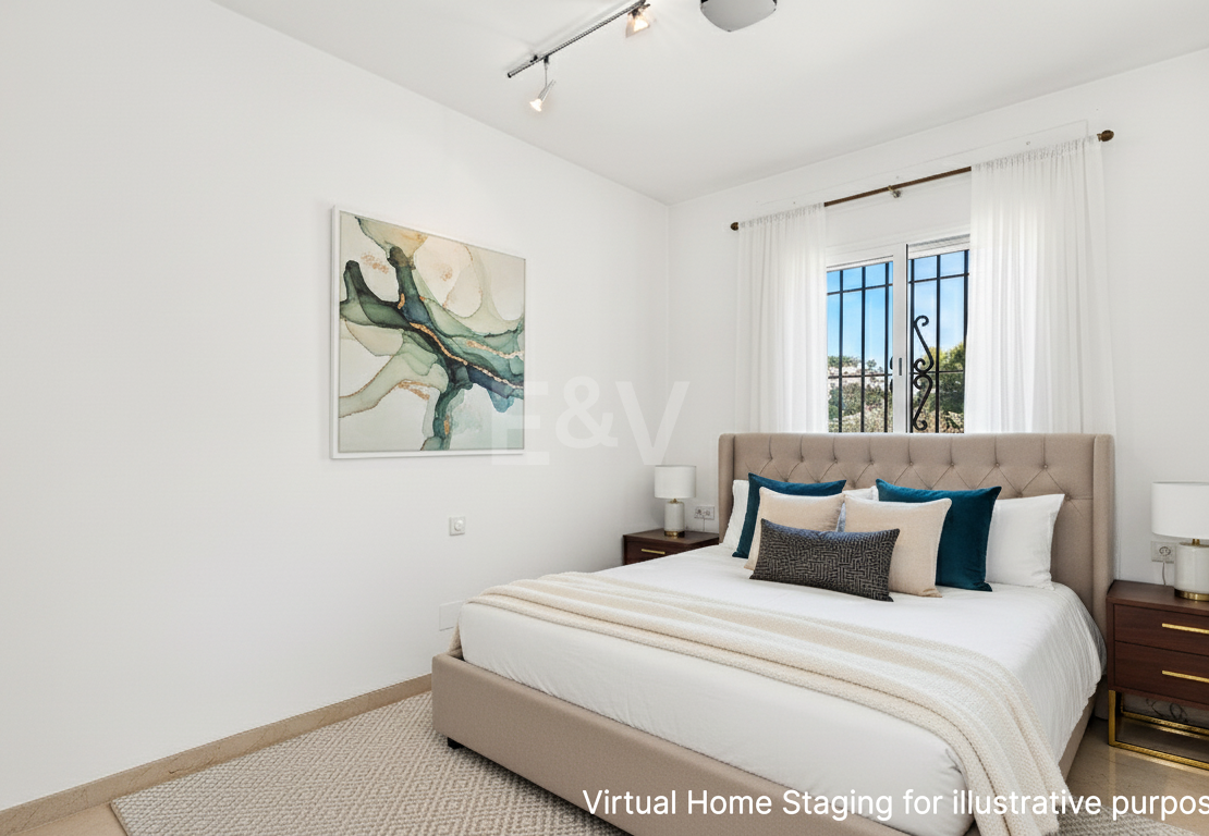 Vida junto a la playa en Costabella: vistas al mar, terraza en la azotea, piscina