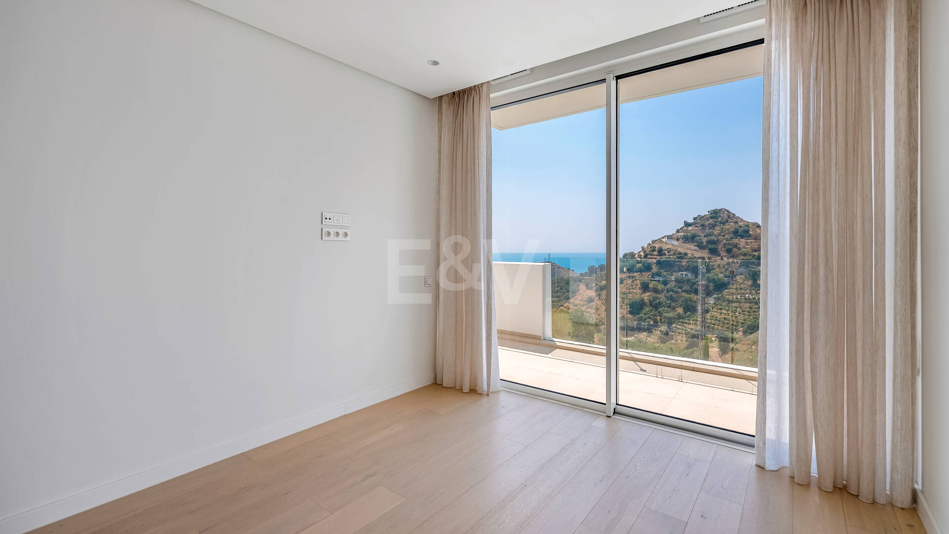 Best Priced Apartment in Palo Alto