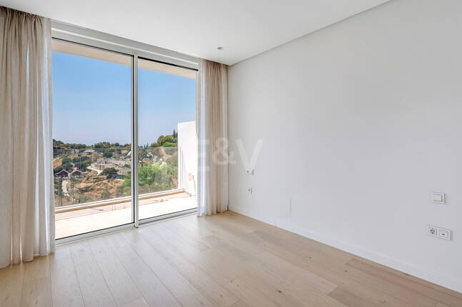 Best Priced Apartment in Palo Alto