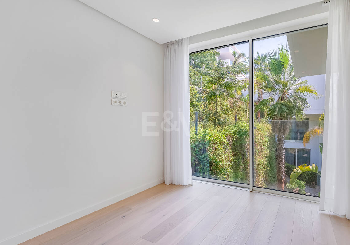 Best Priced Apartment in Palo Alto