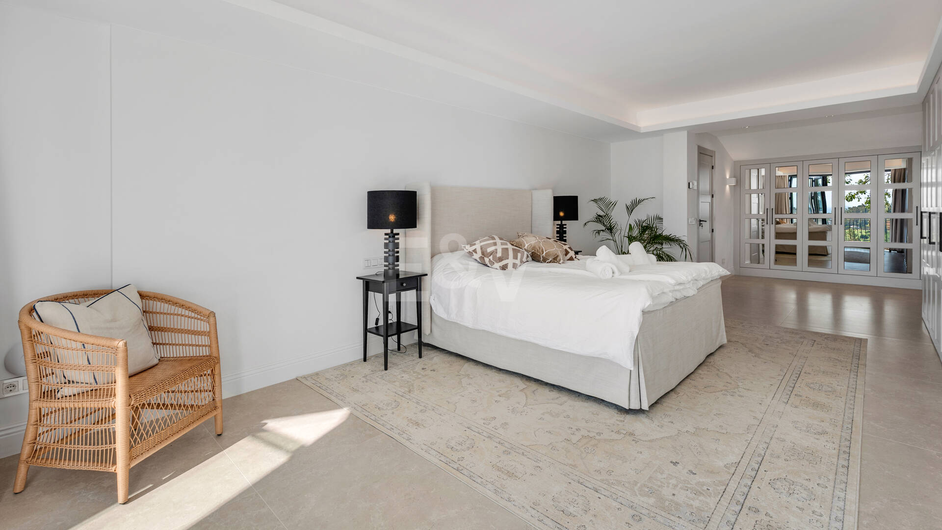 Exclusiva villa de lujo con vistas al mar y al golf en El Paraiso Alto