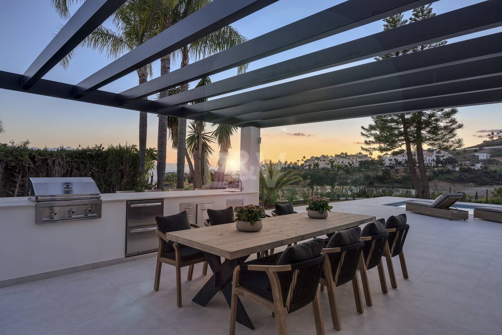 Exclusiva villa de lujo con vistas al mar y al golf en El Paraiso Alto