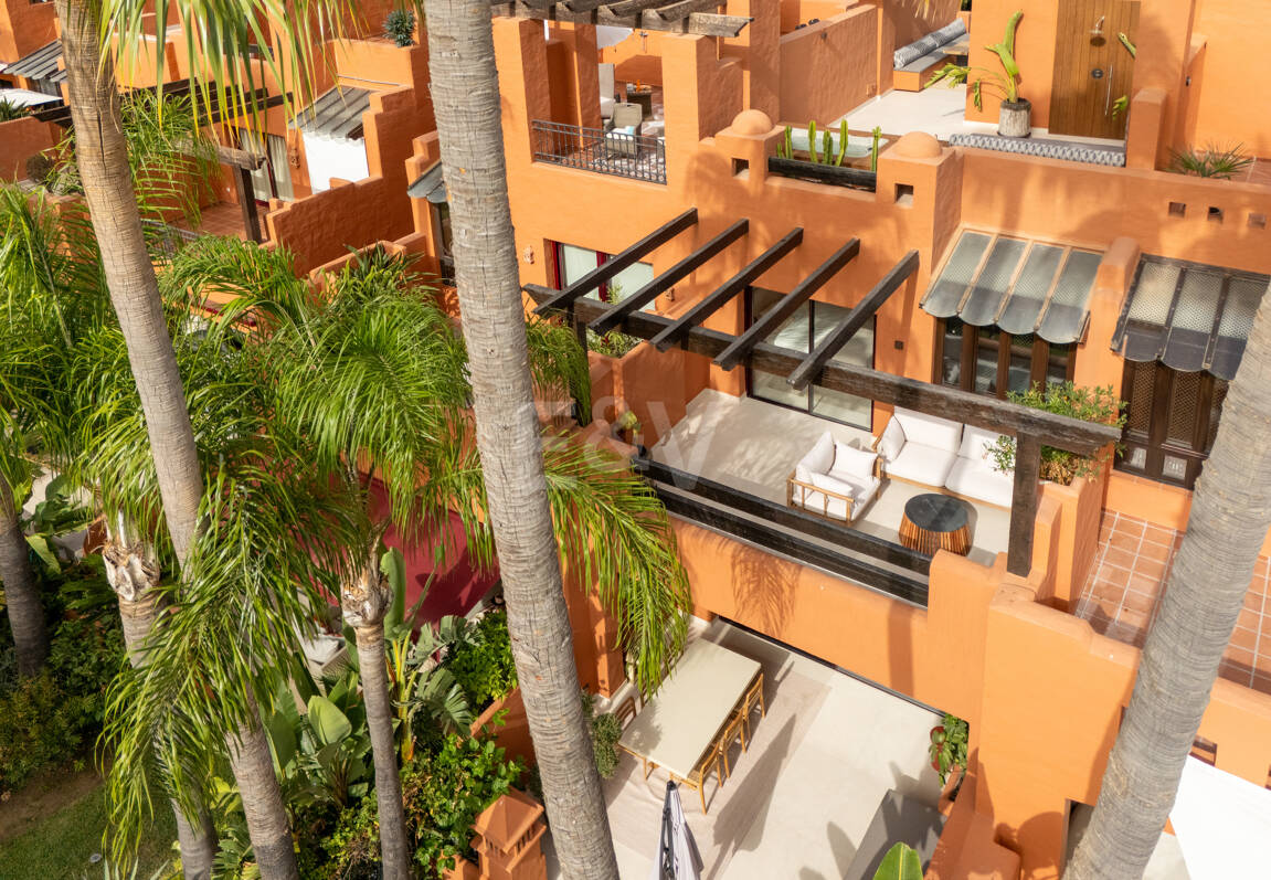 Modernes Luxus-Stadthaus an der Goldenen Meile