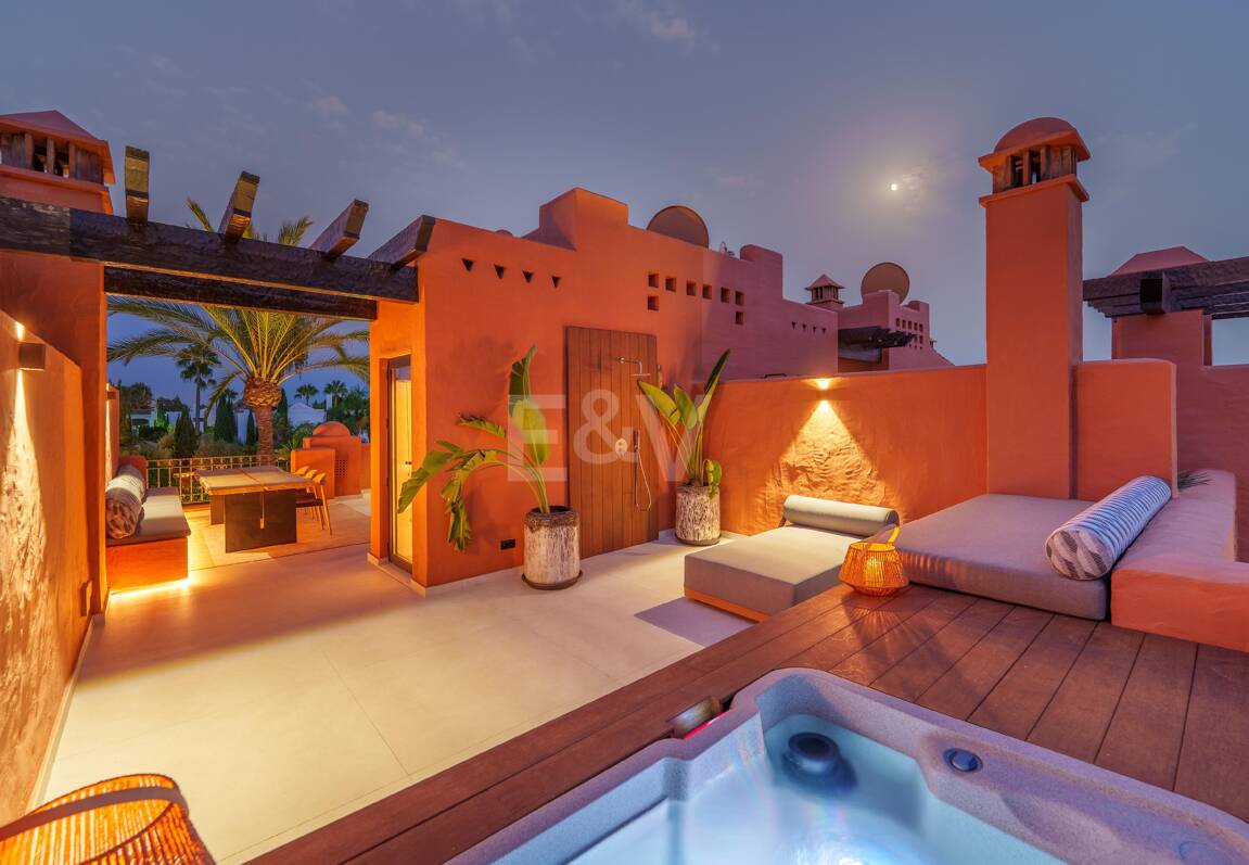 Modernes Luxus-Stadthaus an der Goldenen Meile