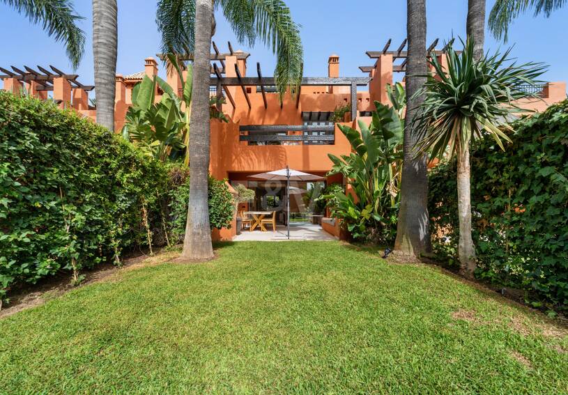 Modernes Luxus-Stadthaus an der Goldenen Meile