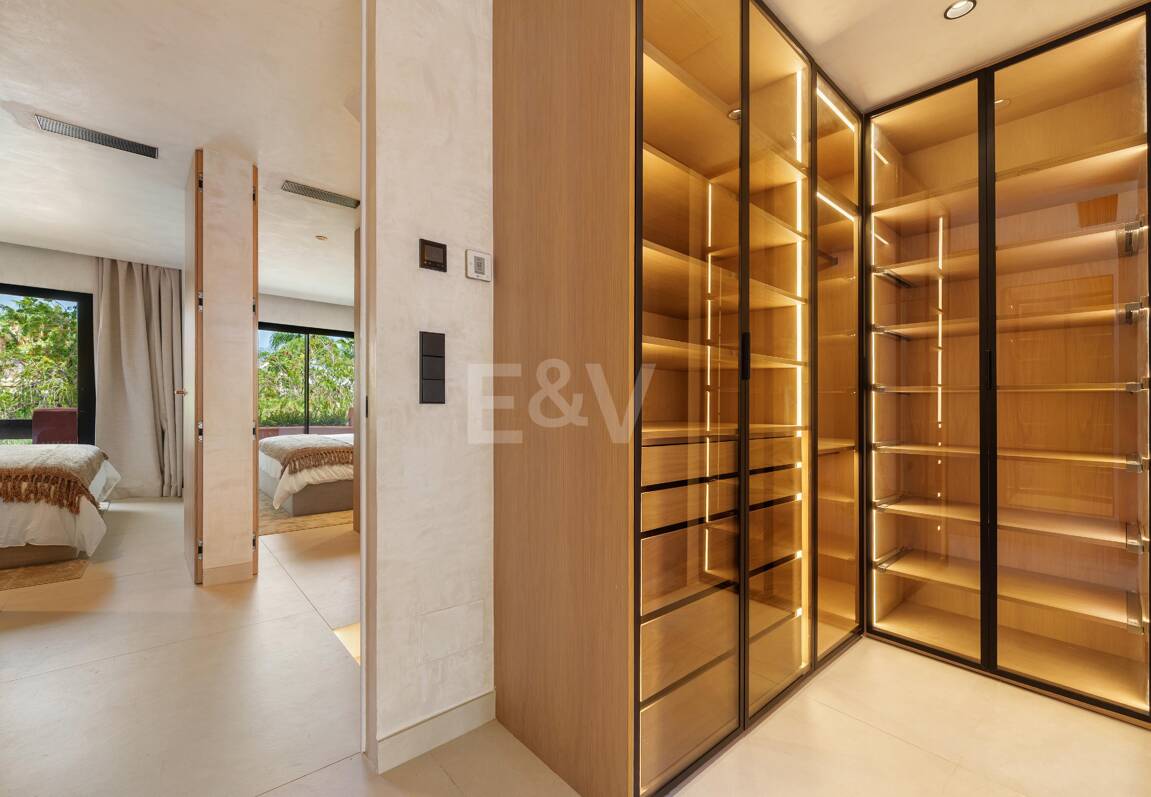 Modernes Luxus-Stadthaus an der Goldenen Meile