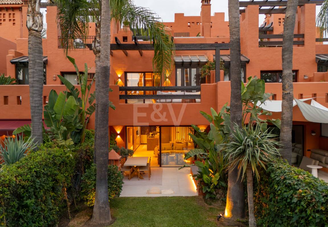 Modernes Luxus-Stadthaus an der Goldenen Meile