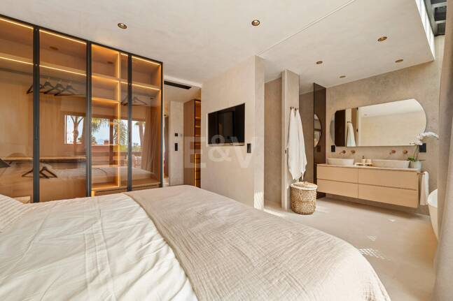 Modernes Luxus-Stadthaus an der Goldenen Meile