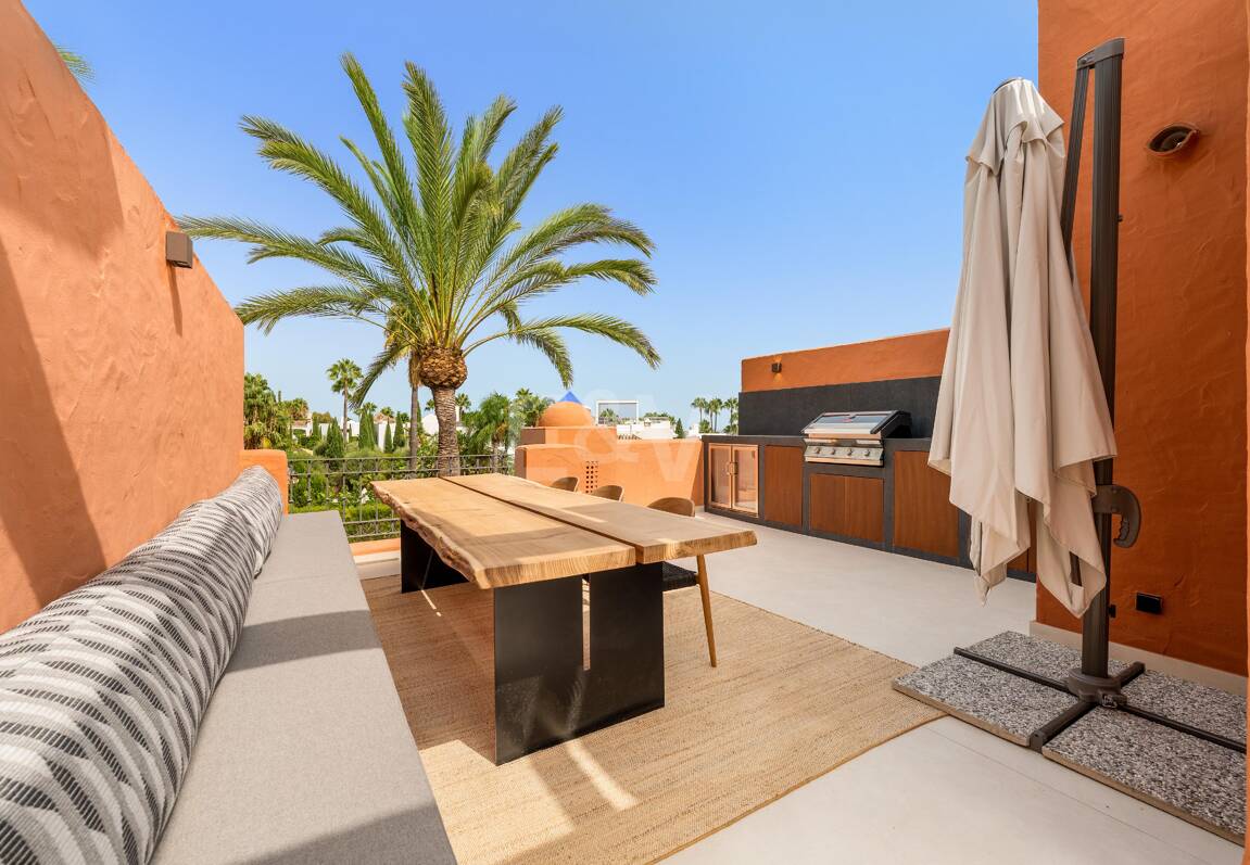 Modernes Luxus-Stadthaus an der Goldenen Meile