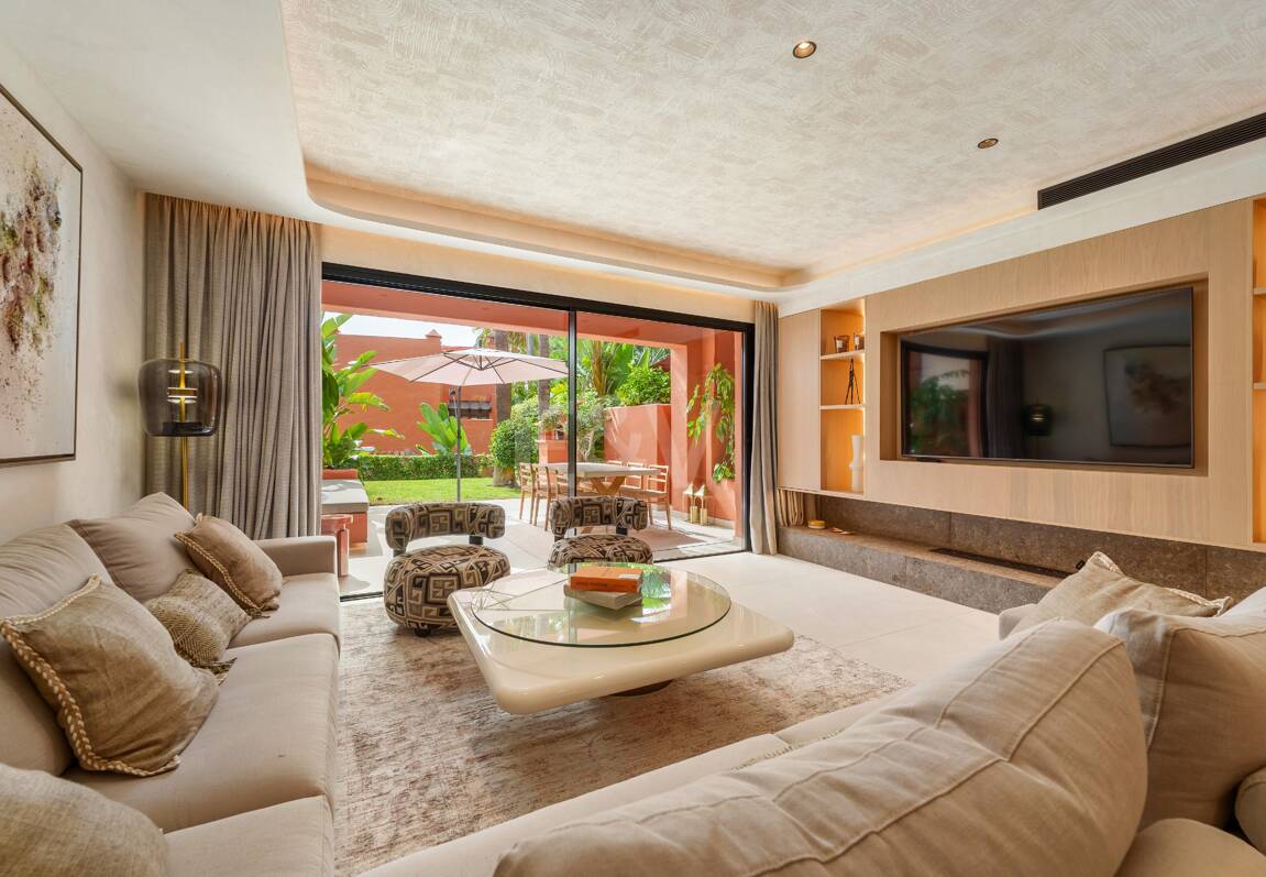 Modernes Luxus-Stadthaus an der Goldenen Meile