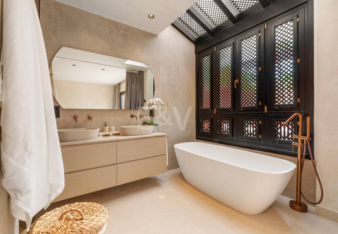 Modernes Luxus-Stadthaus an der Goldenen Meile