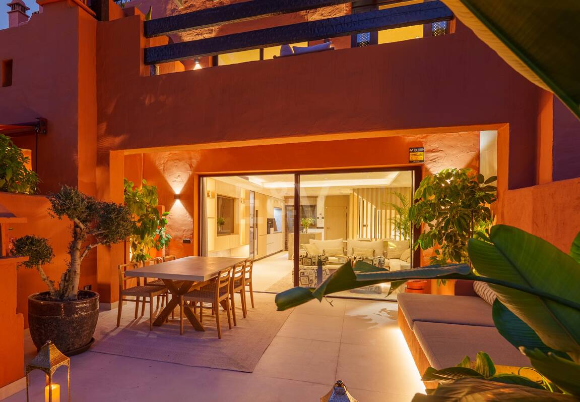 Modernes Luxus-Stadthaus an der Goldenen Meile