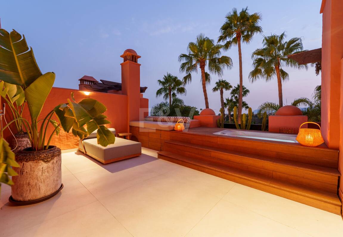 Modernes Luxus-Stadthaus an der Goldenen Meile