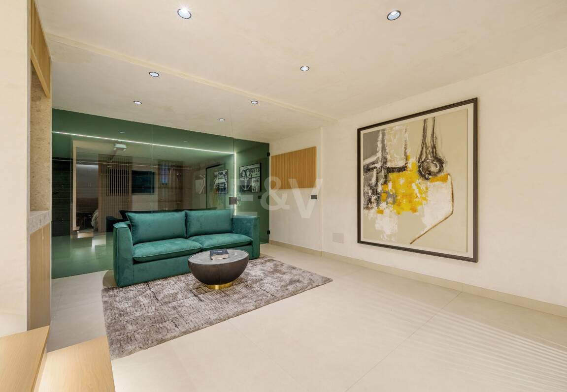 Modernes Luxus-Stadthaus an der Goldenen Meile