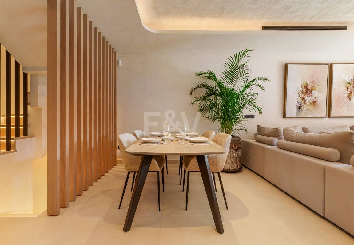 Modernes Luxus-Stadthaus an der Goldenen Meile