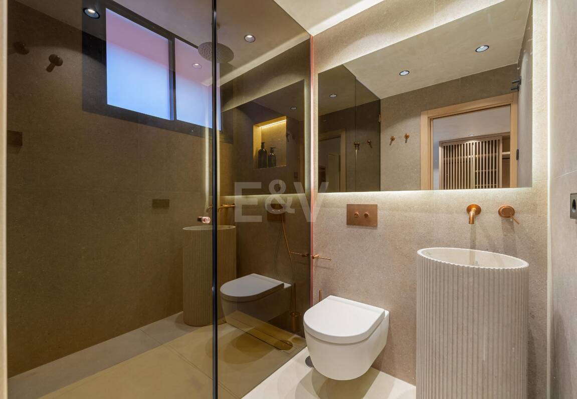 Modernes Luxus-Stadthaus an der Goldenen Meile