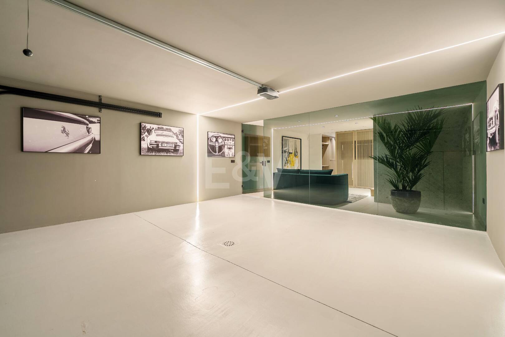 Modernes Luxus-Stadthaus an der Goldenen Meile