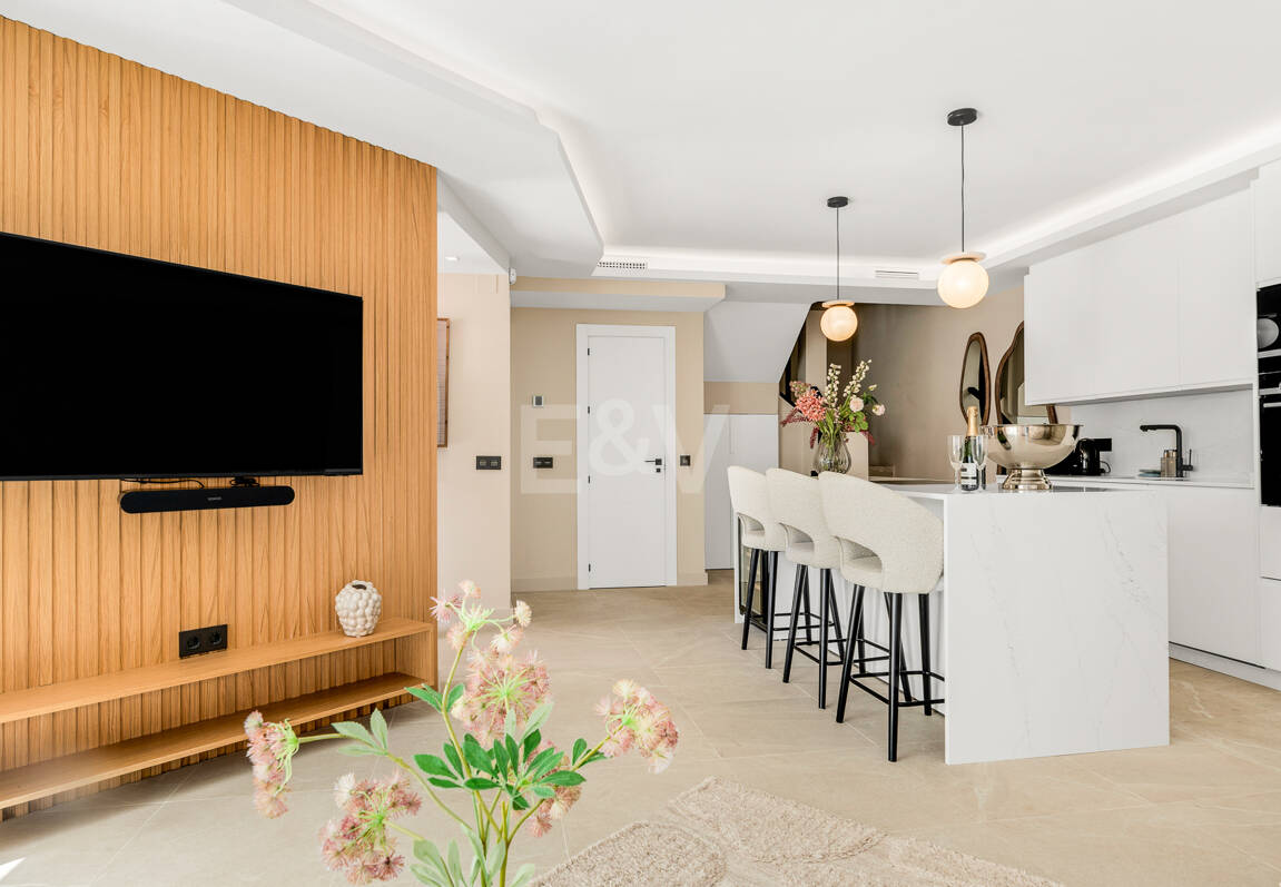 Radhus till salu i Puerto Banus, Marbella