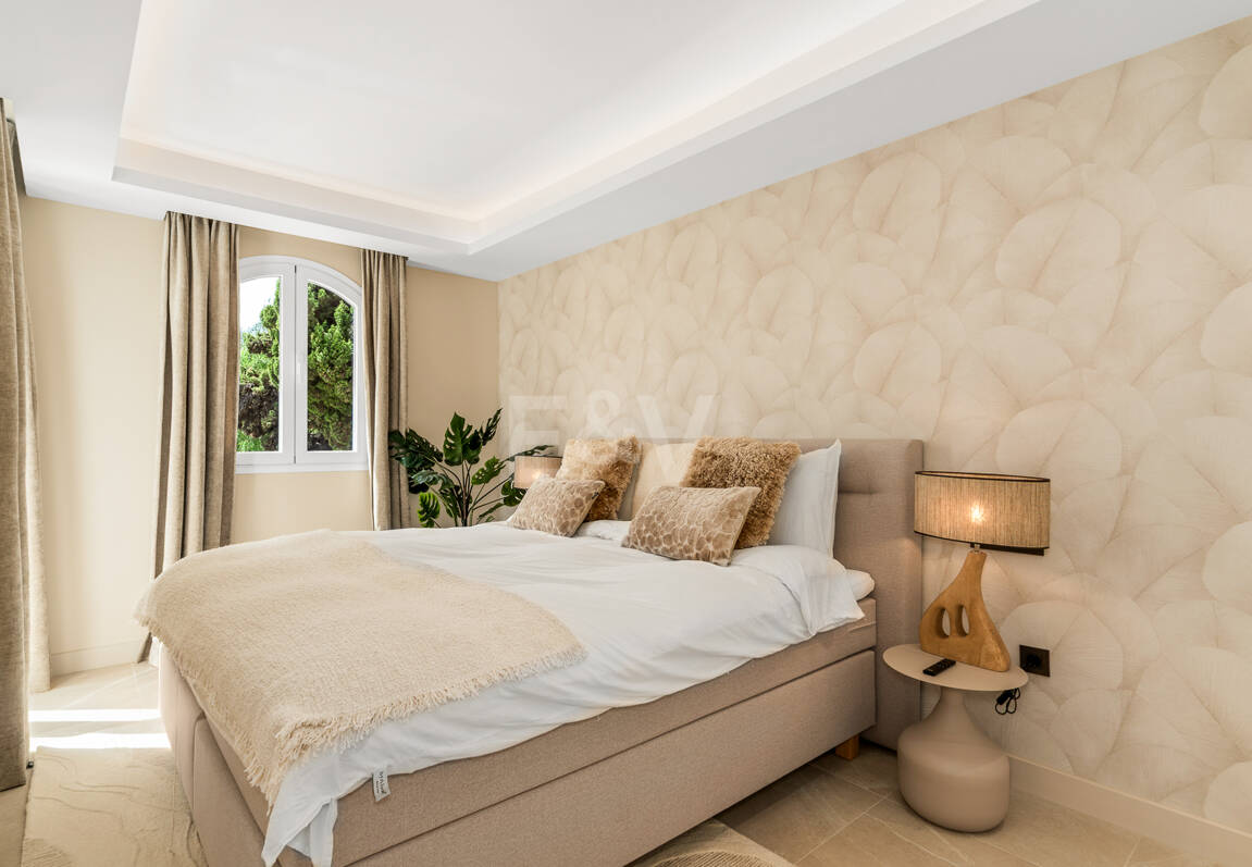 Radhus till salu i Puerto Banus, Marbella