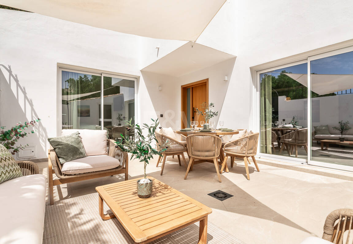 Radhus till salu i Puerto Banus, Marbella