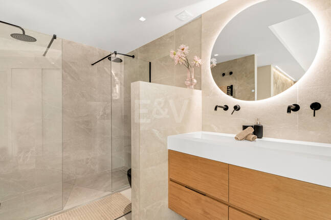 Radhus till salu i Puerto Banus, Marbella