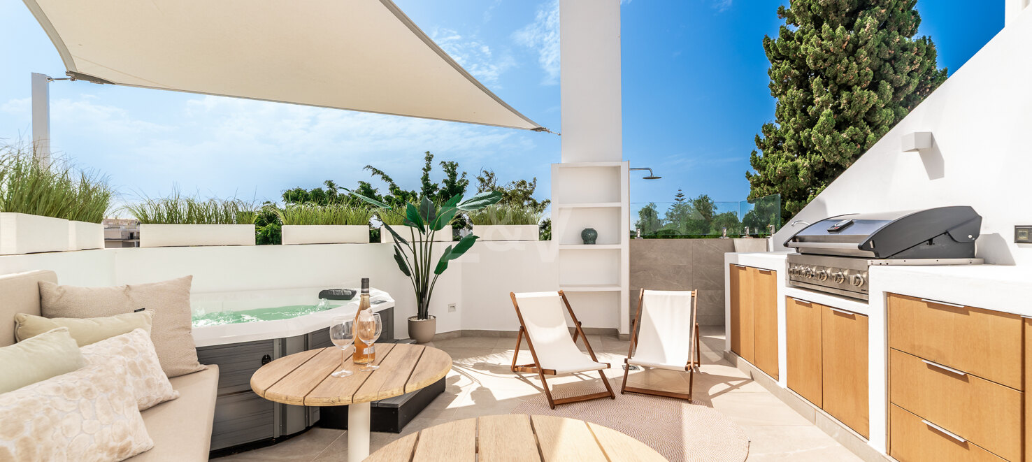 Radhus till salu i Puerto Banus, Marbella
