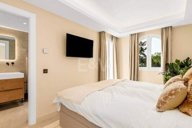 Radhus till salu i Puerto Banus, Marbella