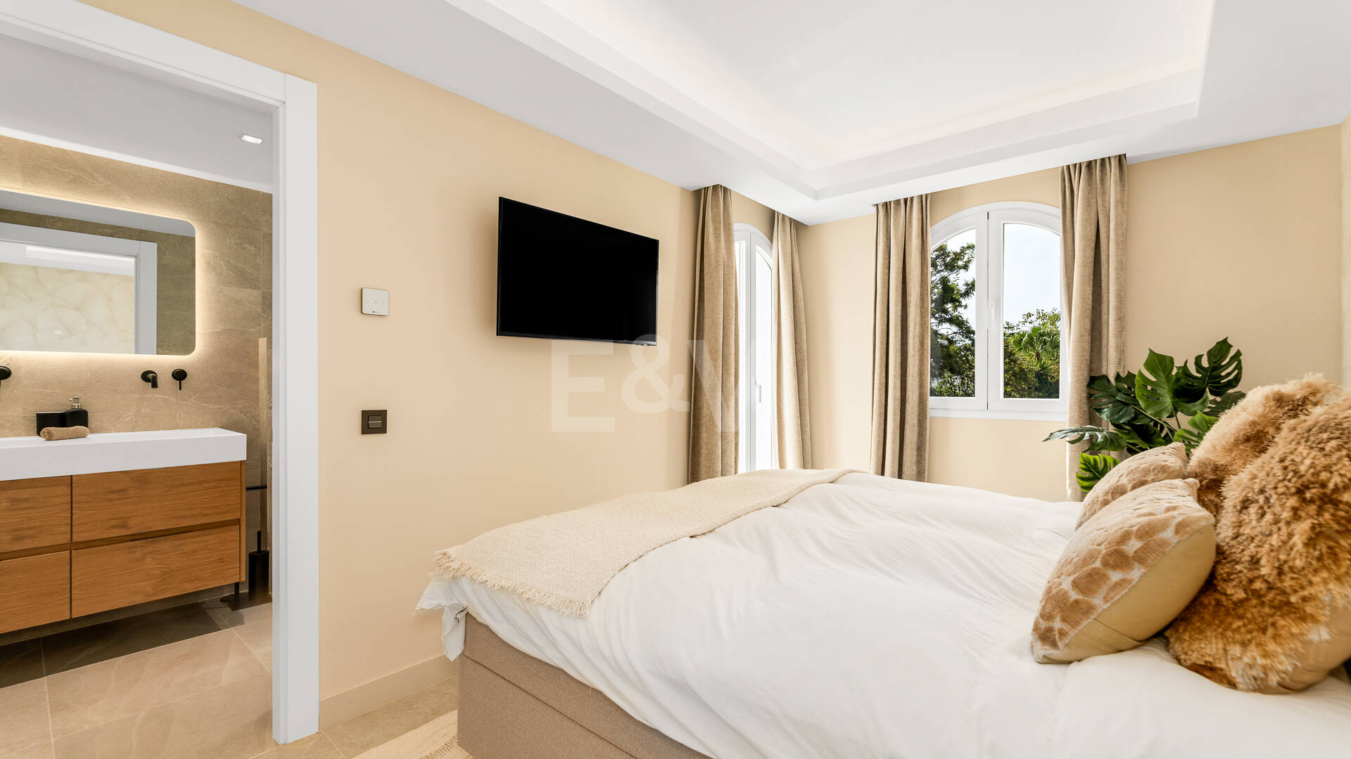 Boho style Townhouse close to Puerto Banus