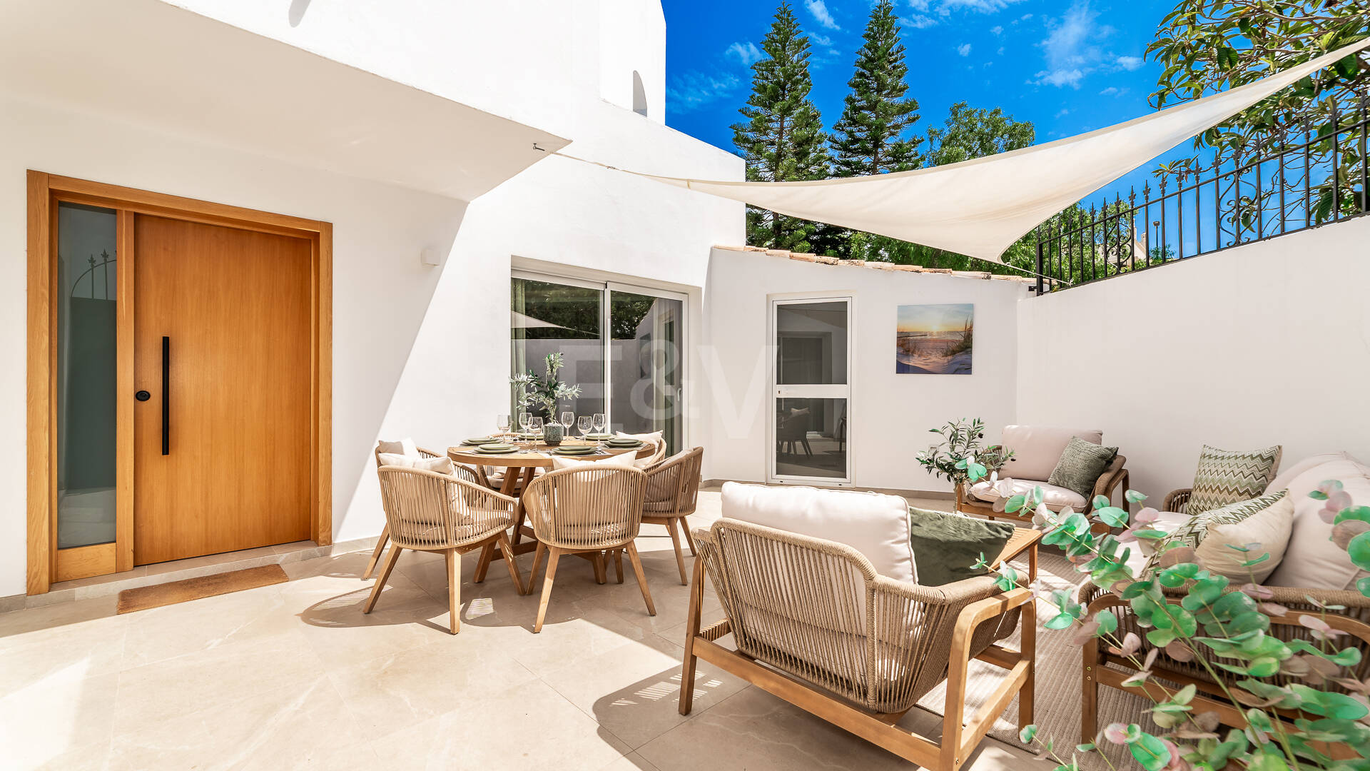 Boho style Townhouse close to Puerto Banus