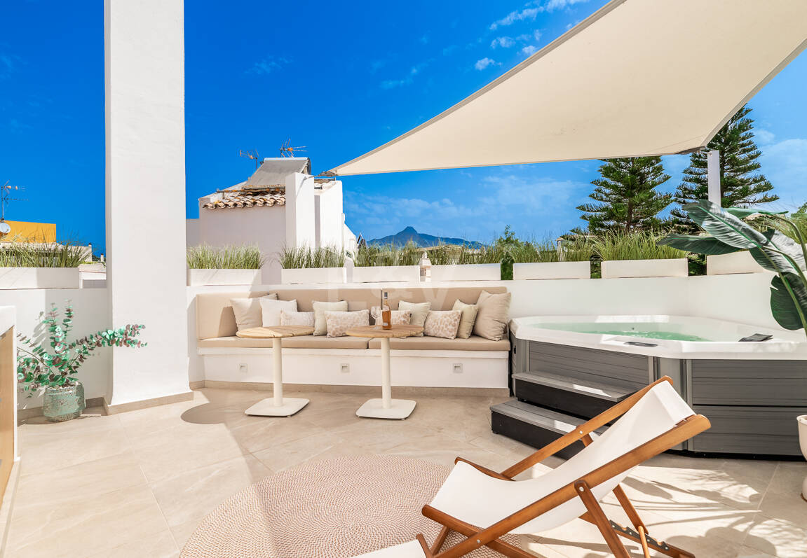 Radhus till salu i Puerto Banus, Marbella