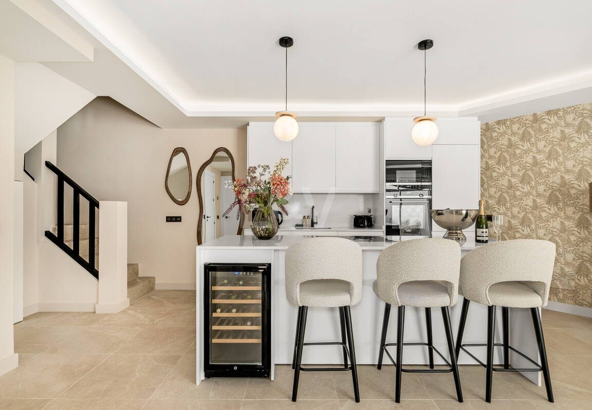 Radhus till salu i Puerto Banus, Marbella