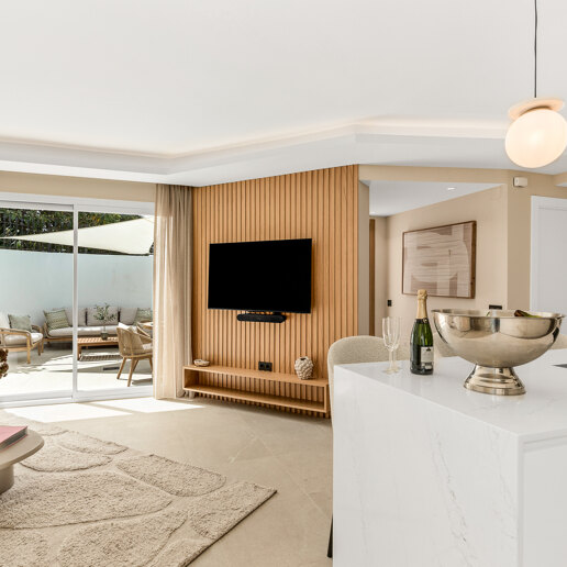 Radhus till salu i Puerto Banus, Marbella
