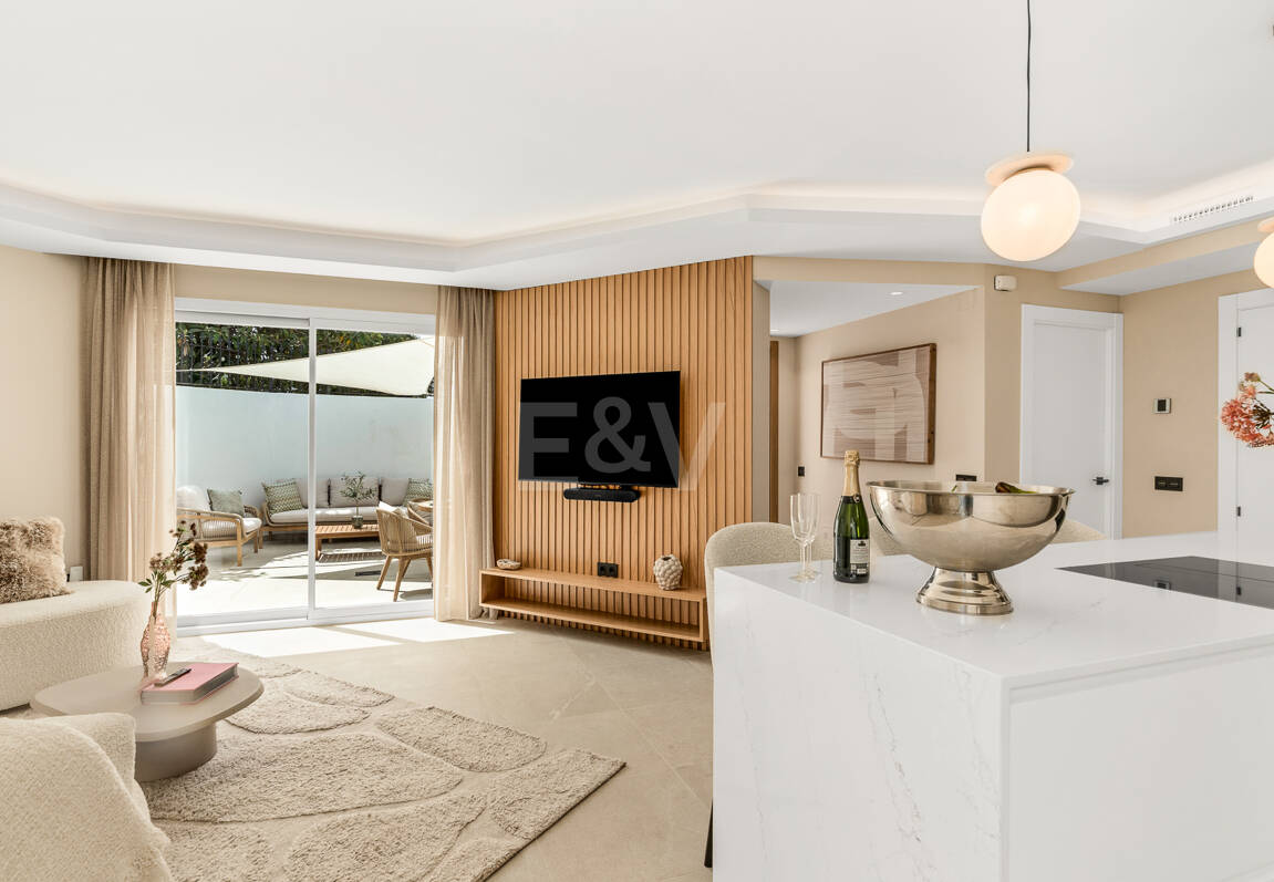 Radhus till salu i Puerto Banus, Marbella