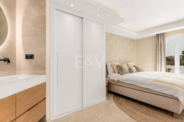 Radhus till salu i Puerto Banus, Marbella