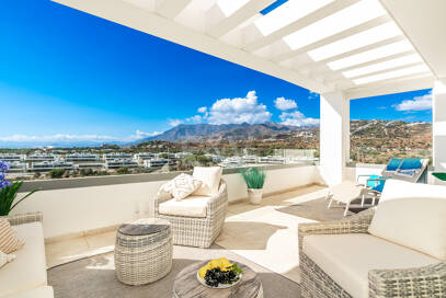 Penthouse with Sea & Mountain Views in 5-Star Community